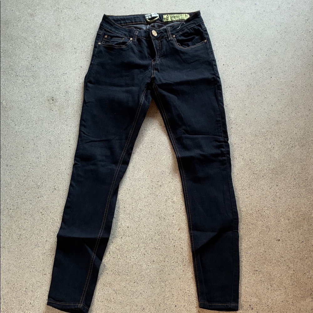 Dark wash skinny jeans size 9